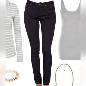 12 Skinny Jeans